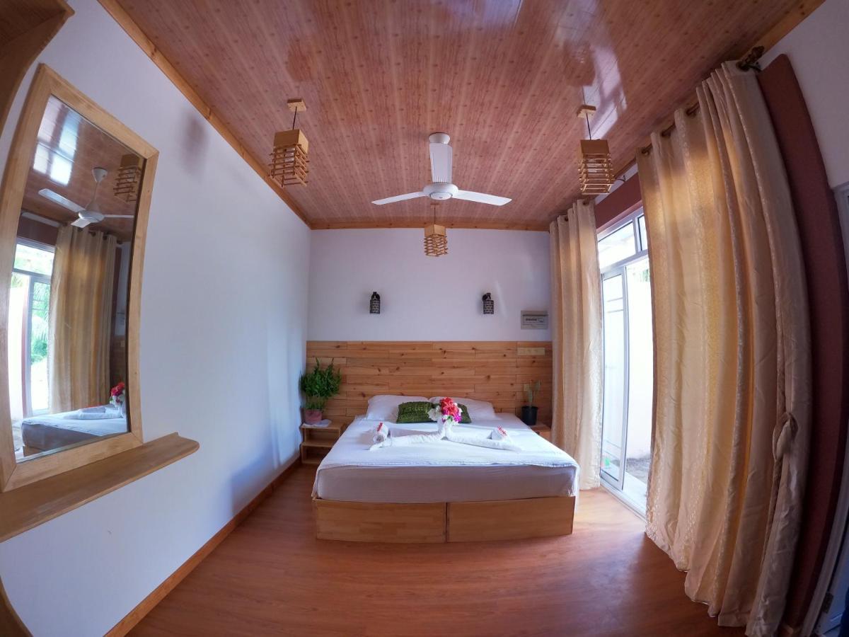 New Breeze Thoddoo Inn Extérieur photo