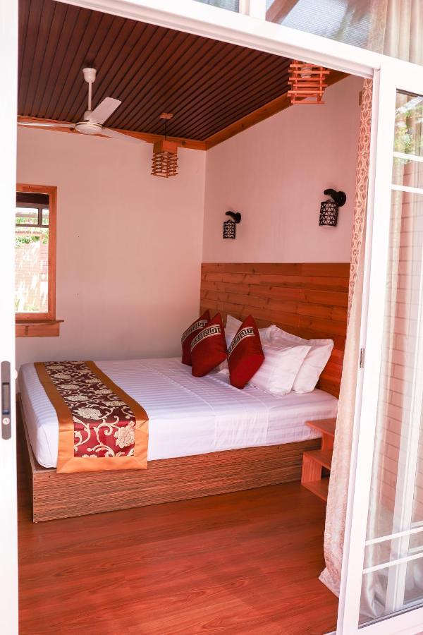 New Breeze Thoddoo Inn Extérieur photo
